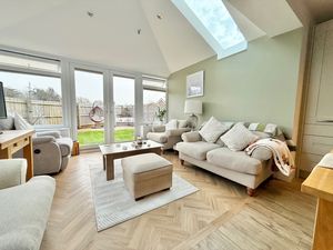 Photo 4- click for photo gallery